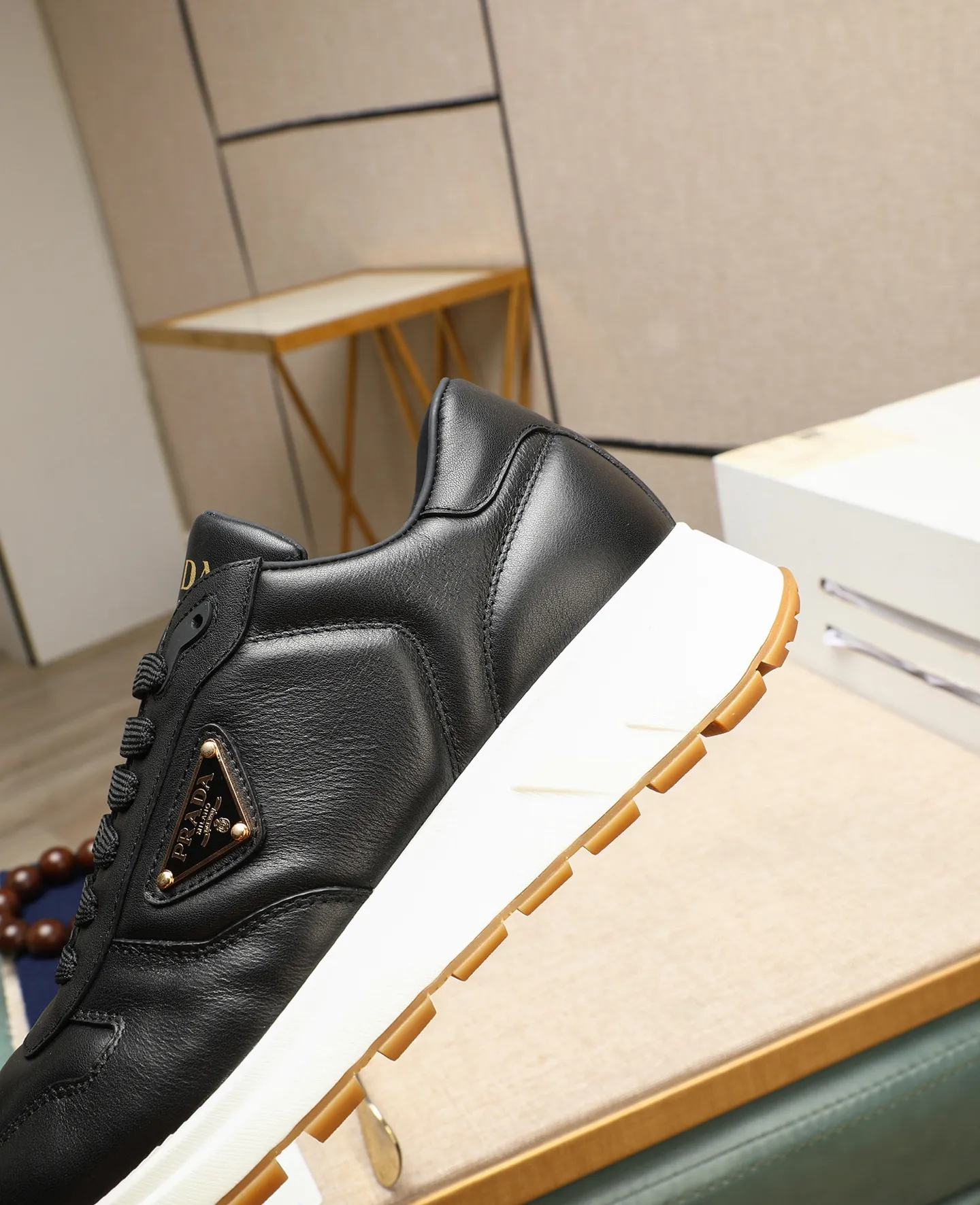 Men's shoes 💰540 🌹🌹[PRADA—Prada] 2025 latest model 🙈original replica! 👟👟👟Available here. The workmanship is top-notch. The upper is made from Italy. 🇮🇹Imported first-layer cowhide. ❗️Breathable genuine leather lining @Suitable for travel. The original version has an enlarged engraved sole, making it suitable for all kinds of travels, showing low-key luxury. Let quality speak for itself. Color: Size: 38-45